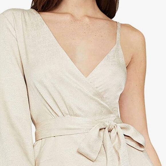 BCBGMAXAZRIA One Shoulder Metallic Peplum Wrap Top Blouse Sz XS - Picture 2 of 4